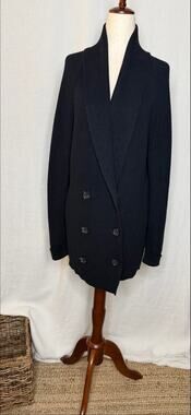 Margaret O’Leary Navy Double Breasted Knit Ribbed Cardigan Sweater
Size Medium